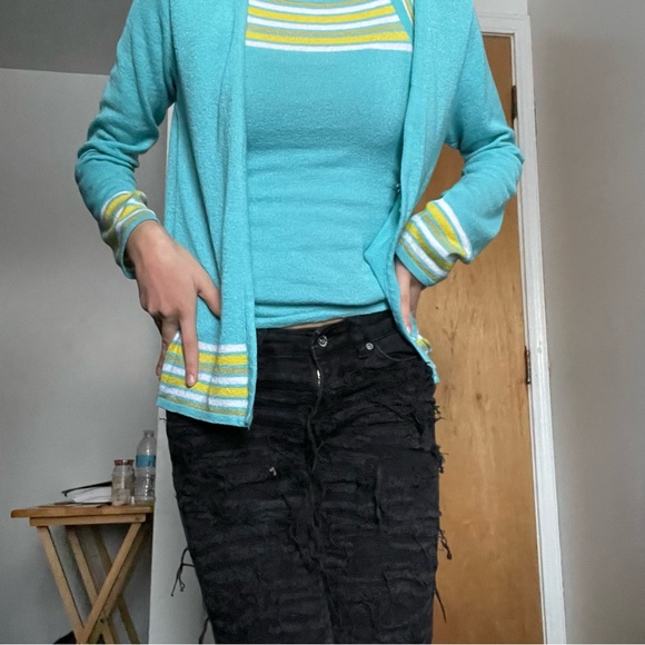 Vintage Tank and cardigan Set - Picture 8 of 8